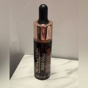 Makeup Revolution Rose Gold Liquid Highlighter
